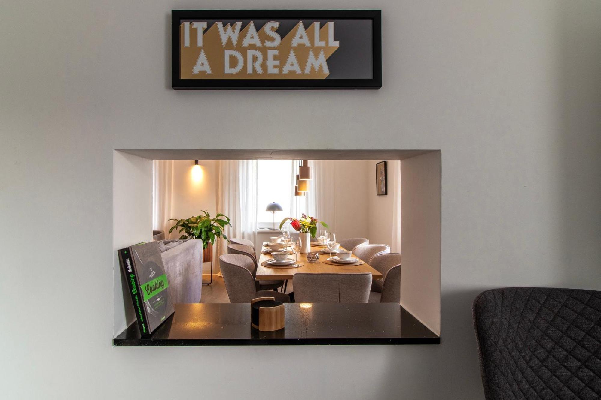 Stilvolles City-Apartment I Netflix I Wlan L Stellplatz I Zentral Шварценберг Экстерьер фото